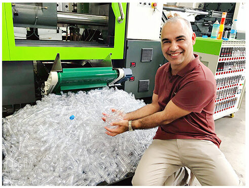 DKM代理注塑工厂实拍图